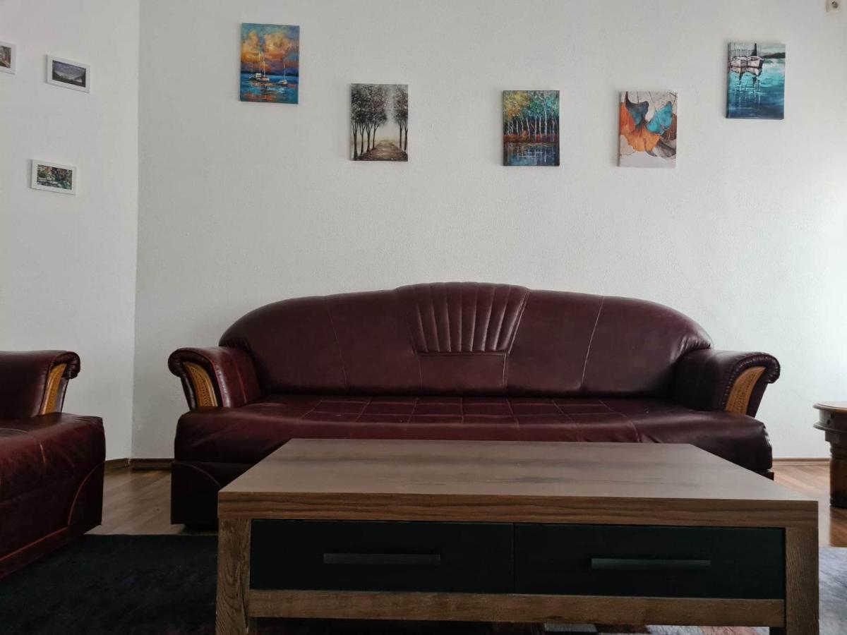 Stan Mostar-Mostovi Exteriör bild