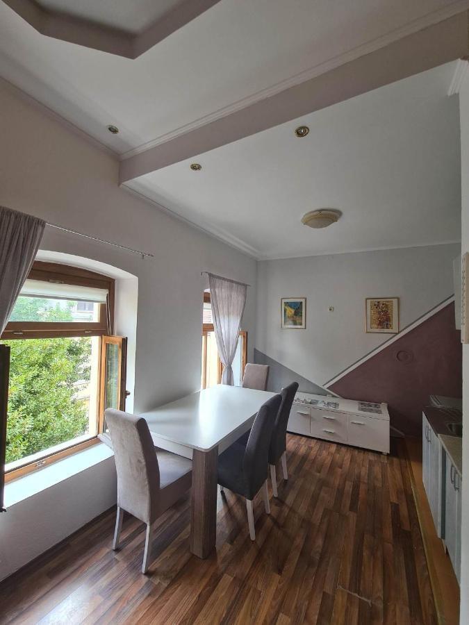 Stan Mostar-Mostovi Exteriör bild