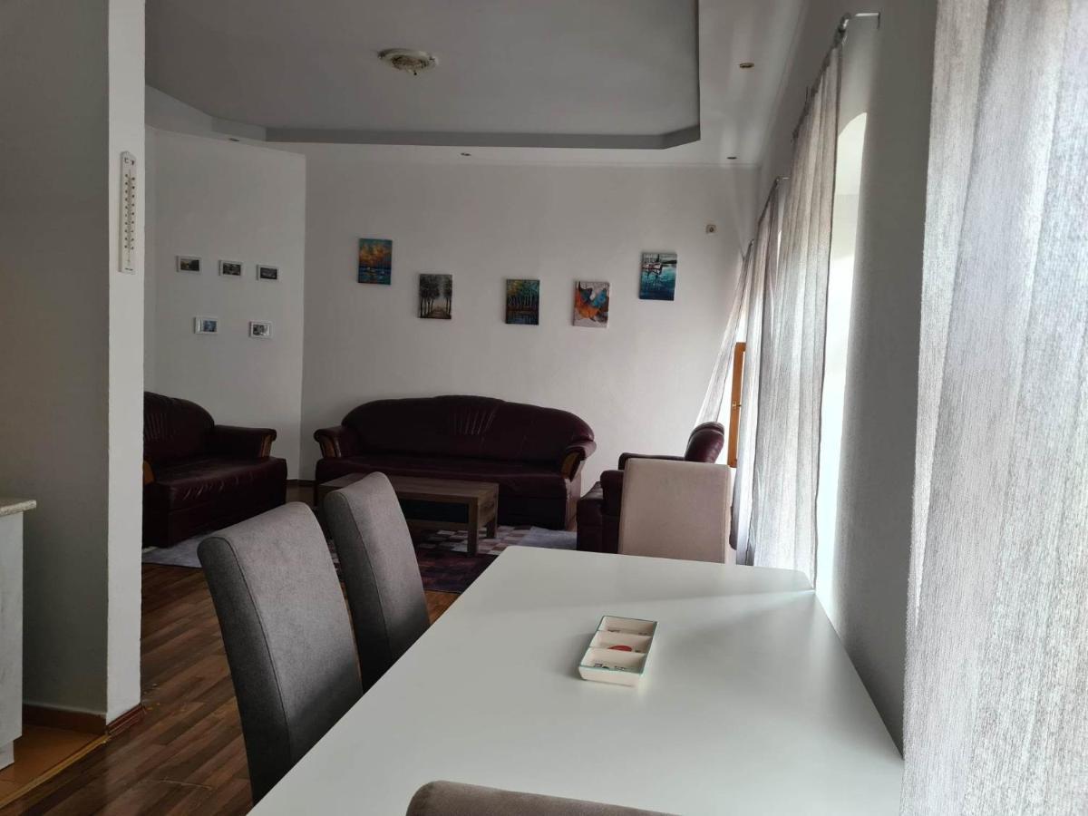 Stan Mostar-Mostovi Exteriör bild